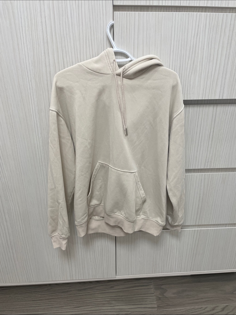 Classic Cream H&M Women’s Hoodie Sweatshirt